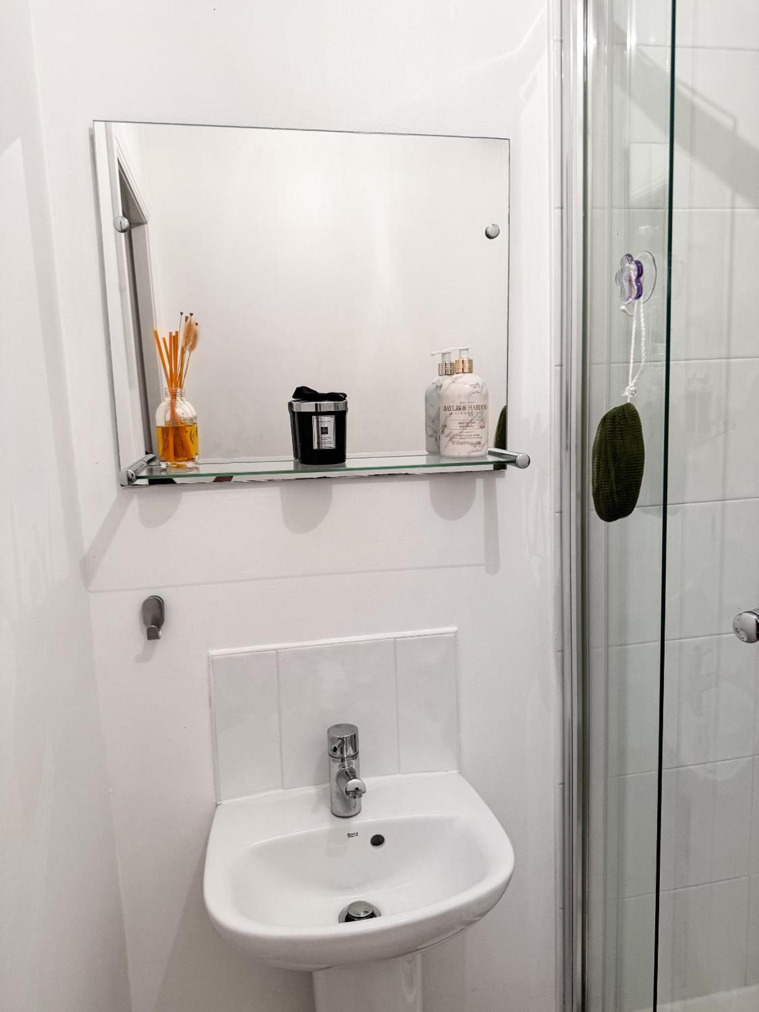Arthurs Penthouse - Central Edinburgh Leith Walk 2-Storey Apartment - Free Parking & Fast Wifi Luaran gambar